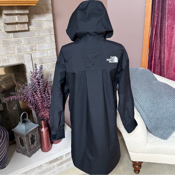 THE NORTH FACE Reign on Parka - Black - Picture 7 of 16